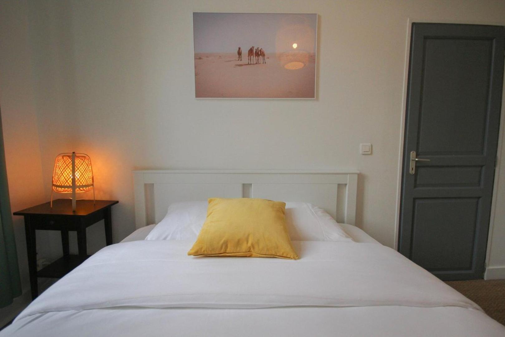 2-Bedroom Flat + Private Car Park. Lille Ngoại thất bức ảnh