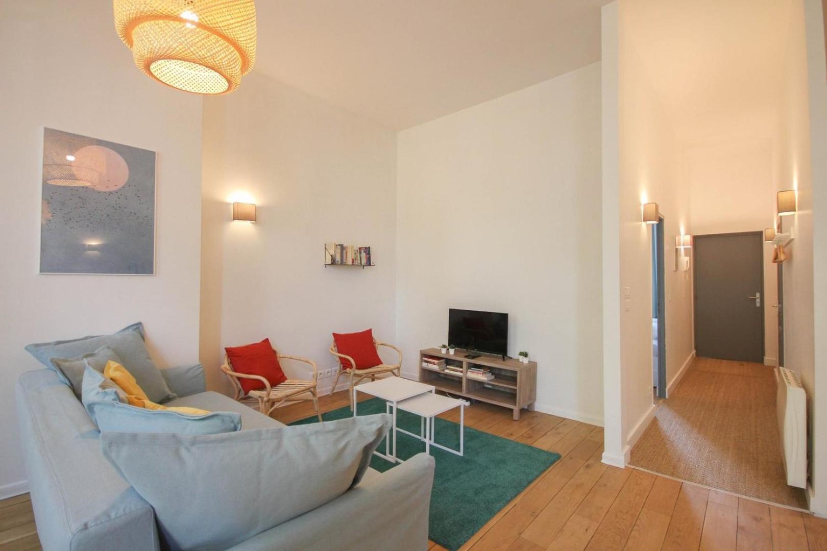 2-Bedroom Flat + Private Car Park. Lille Ngoại thất bức ảnh