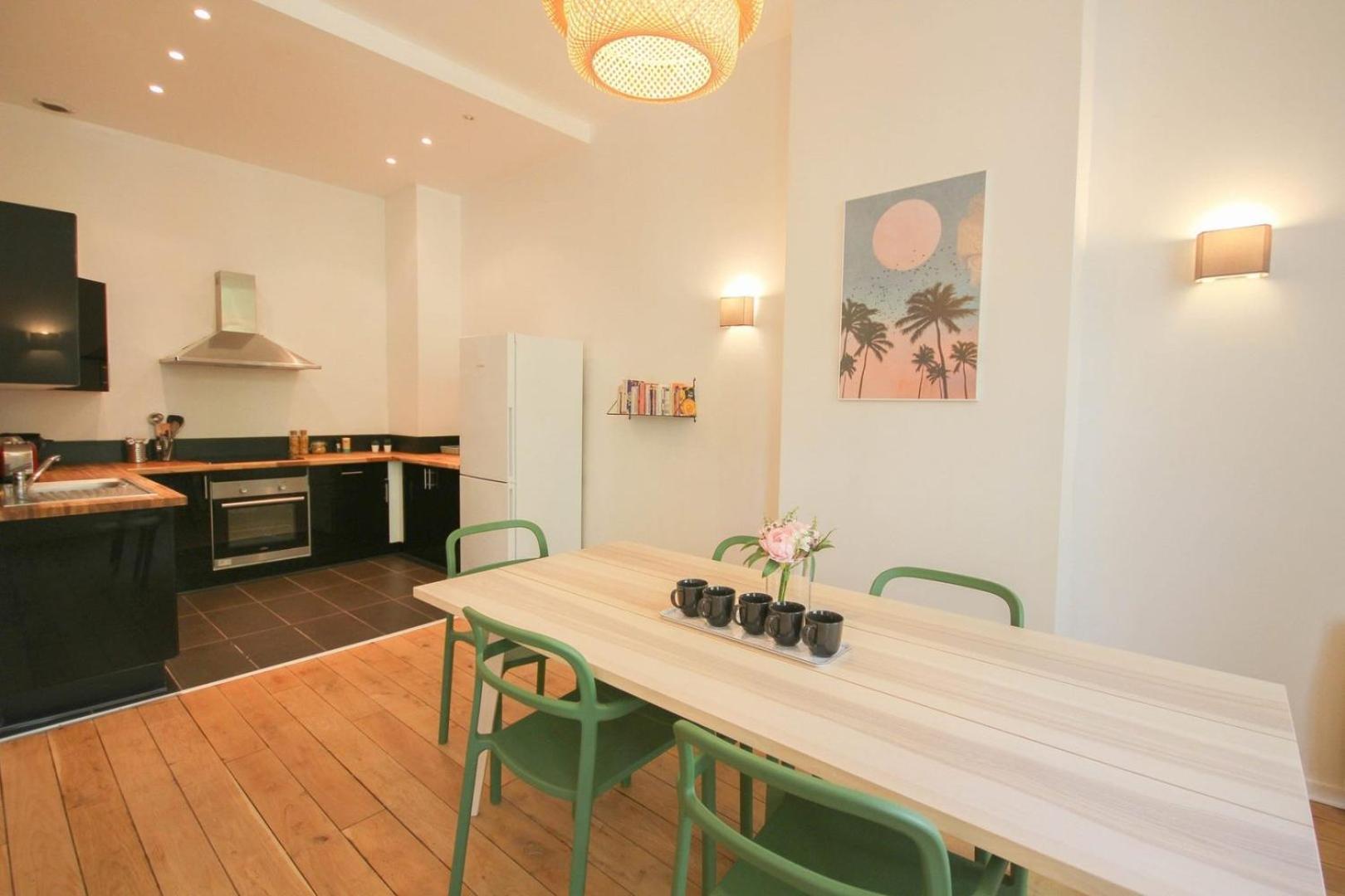 2-Bedroom Flat + Private Car Park. Lille Ngoại thất bức ảnh
