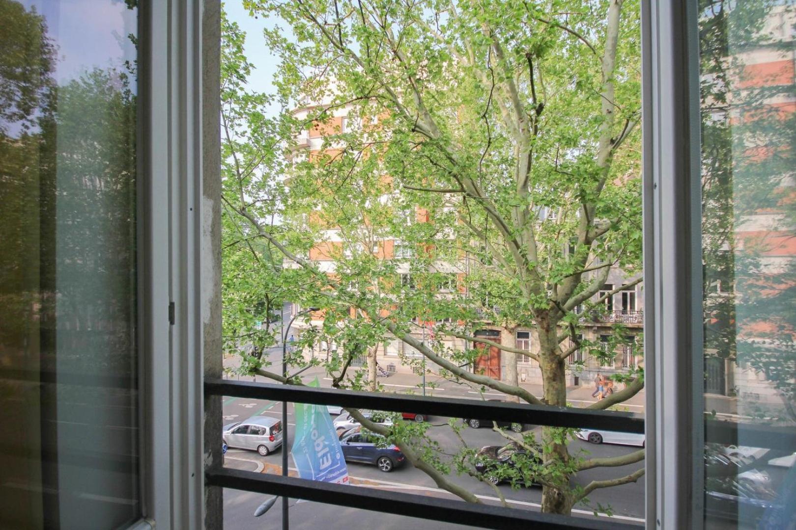2-Bedroom Flat + Private Car Park. Lille Ngoại thất bức ảnh